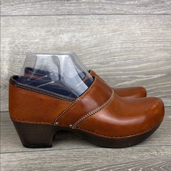 Dansko Prima Women’s Sz 7.5-8/EU 38 Cognac Brown Leather Slip On Heeled Mules - Picture 1 of 12
